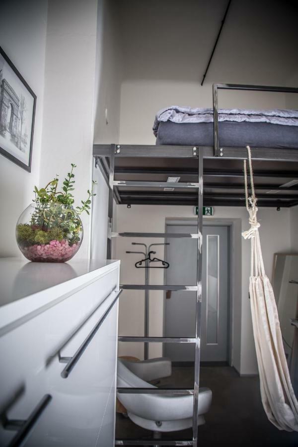 ברנו Wake Up Wellness Hostel מראה חיצוני תמונה